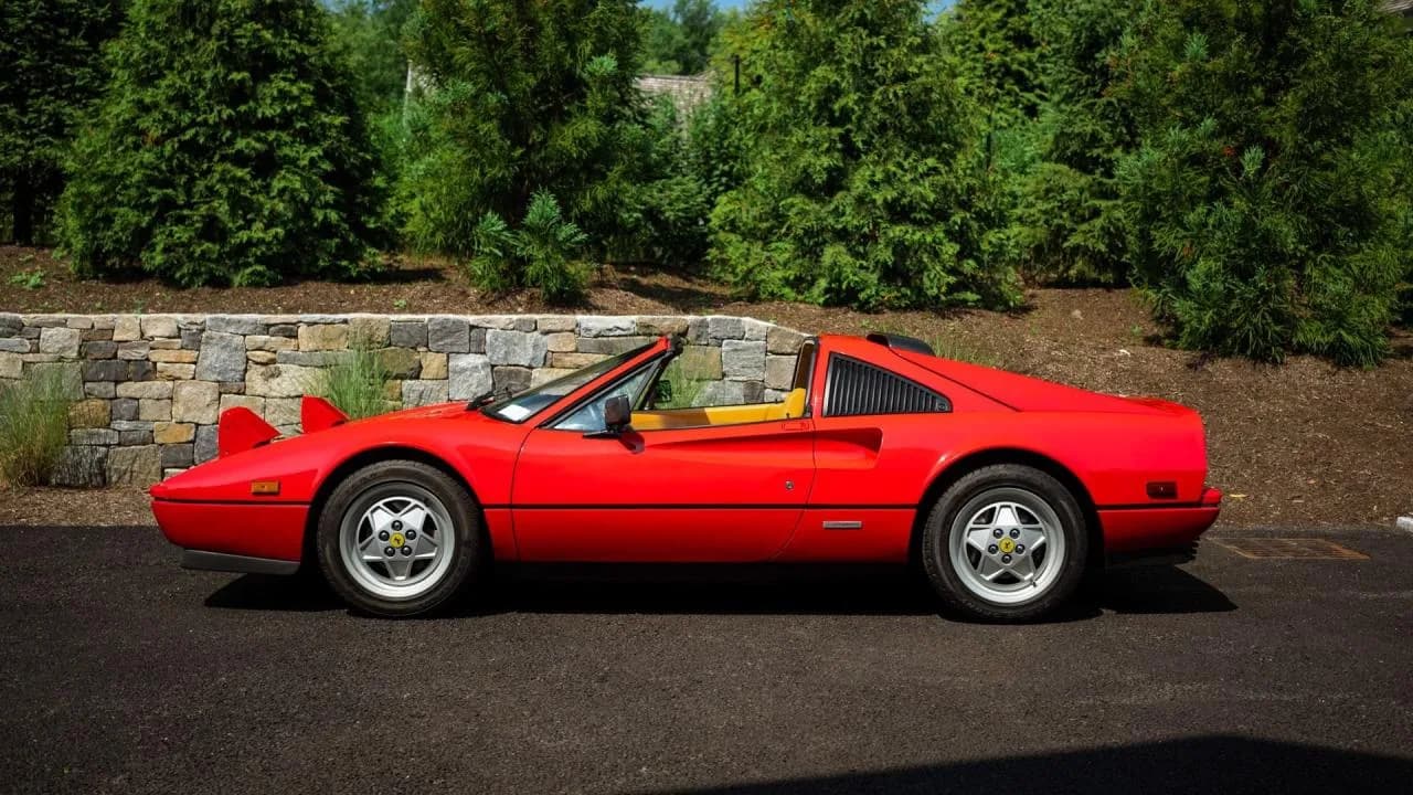 1989 Ferrari 328 GTS - Thumbnail 4