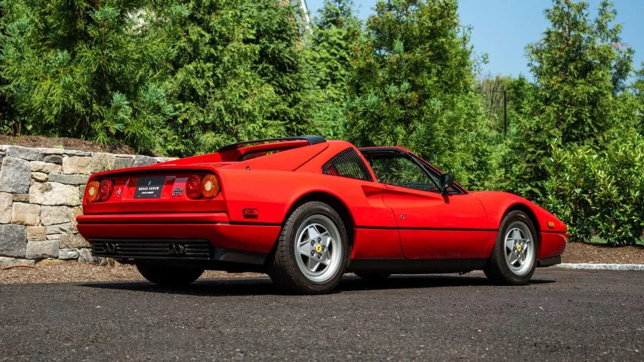1989 Ferrari 328 GTS - Thumbnail 3