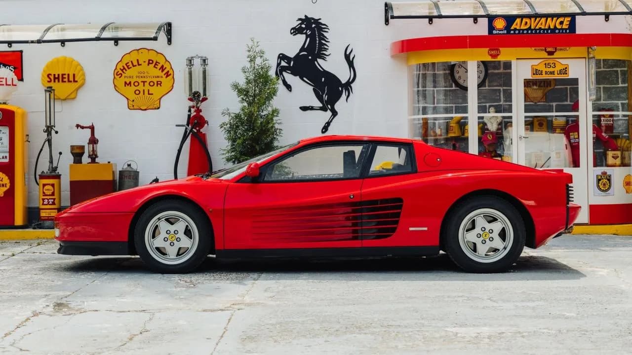1990 Ferrari Testarossa - Thumbnail 2
