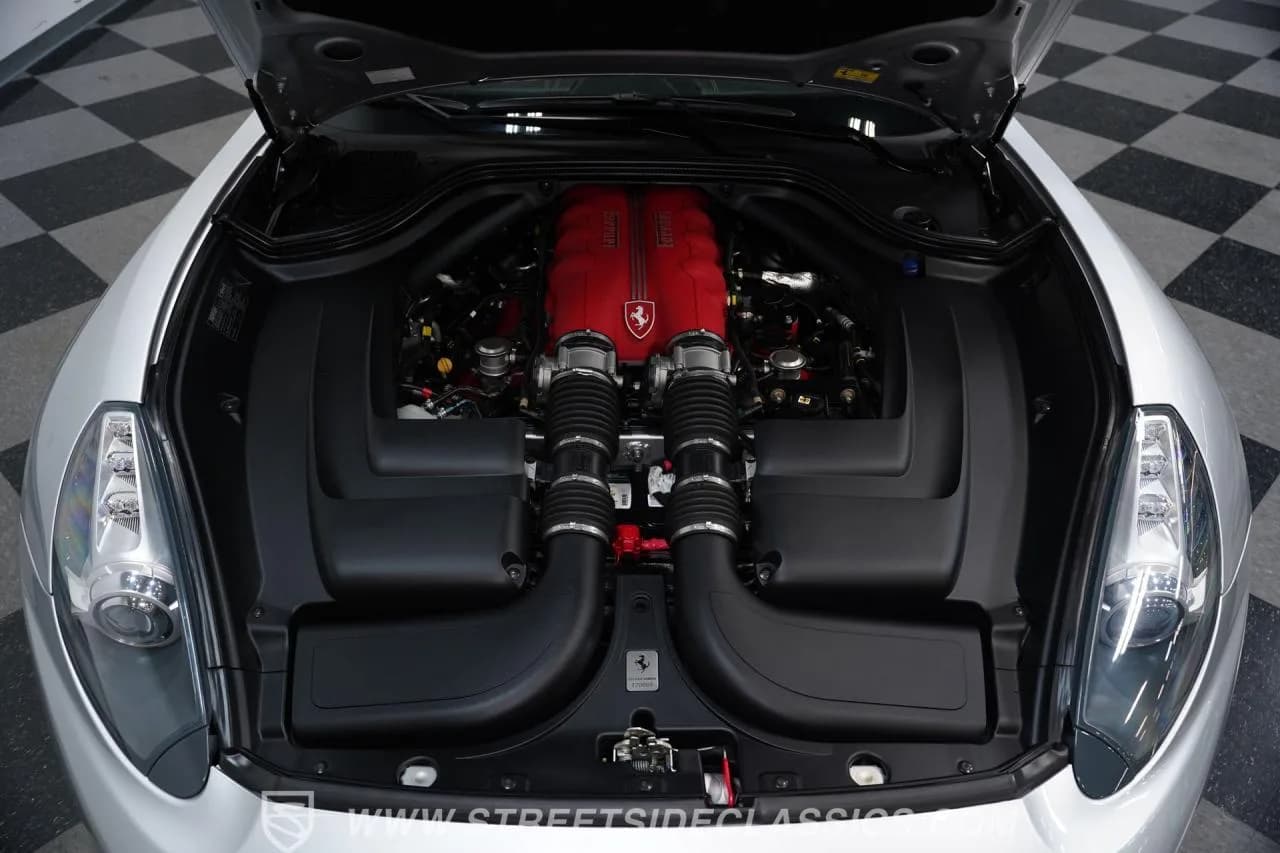 2010 Ferrari California 2+2 - Thumbnail 3