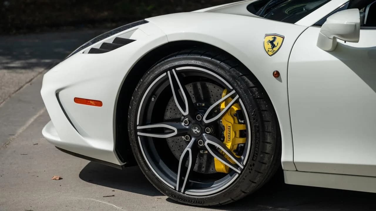 2015 Ferrari 458 SPECIALE A - Thumbnail 4