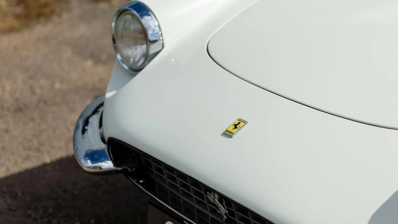 1969 Ferrari 365 GTC - Thumbnail 2