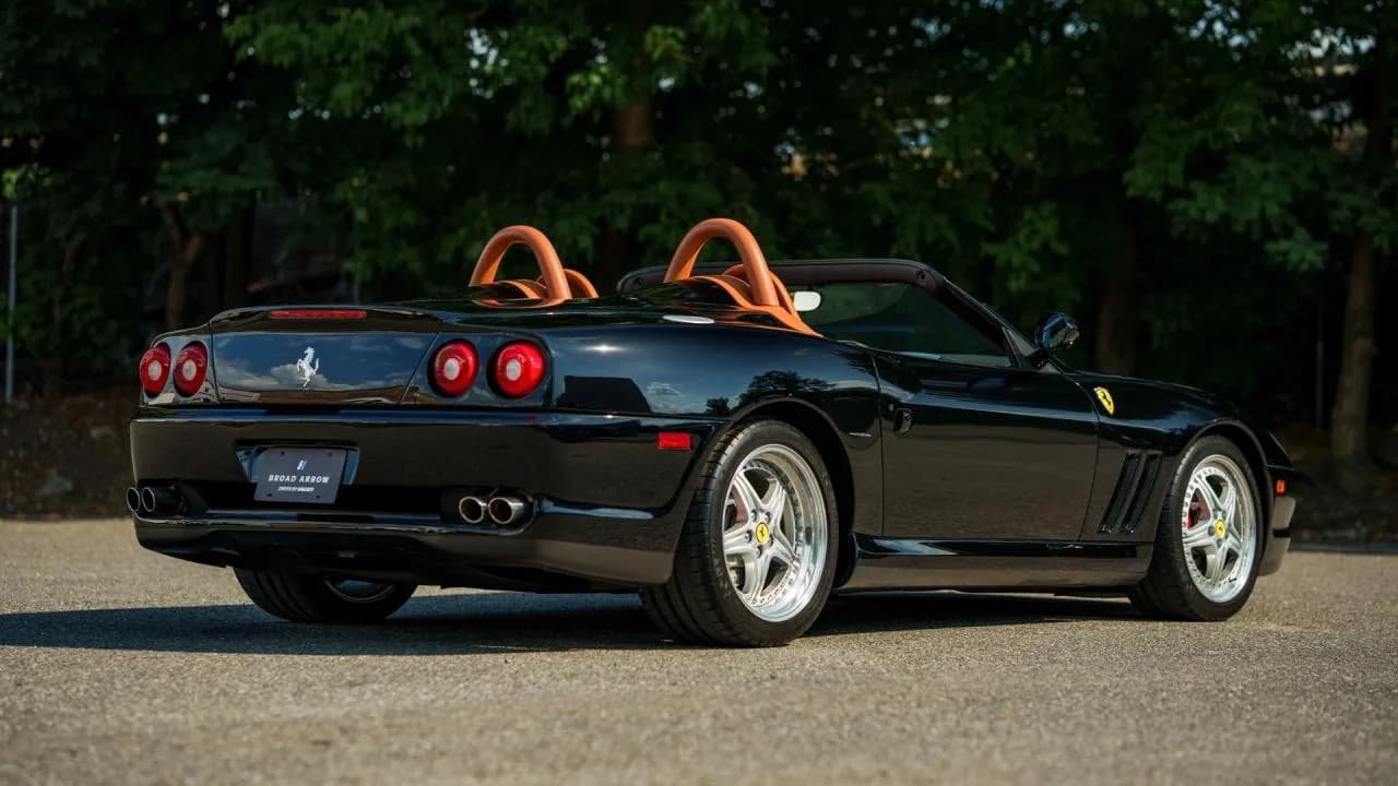 2001 Ferrari 550 Barchetta Pininfarina - Thumbnail 2