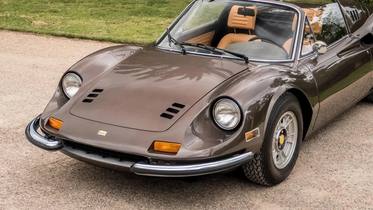 1973 Ferrari Dino 246 GTS - Thumbnail 4
