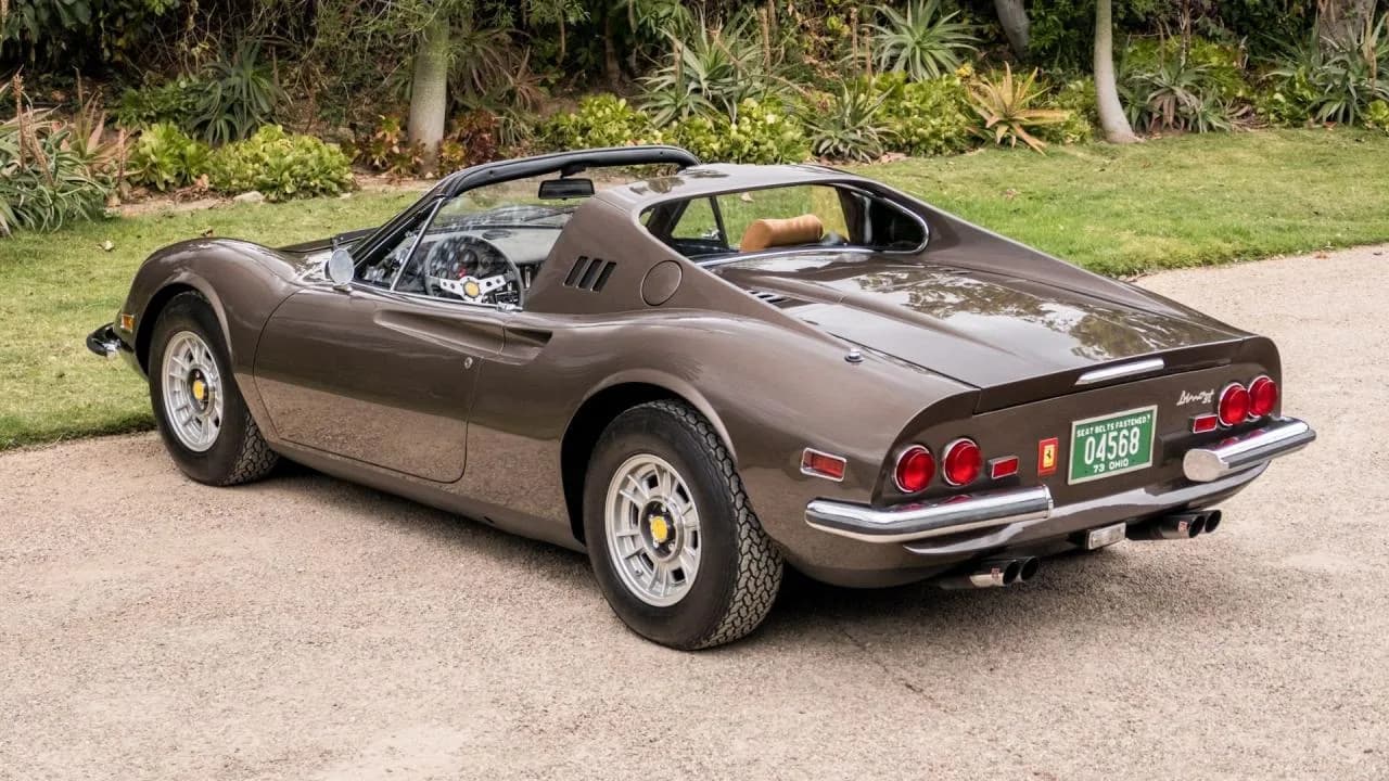 1973 Ferrari Dino 246 GTS - Thumbnail 2