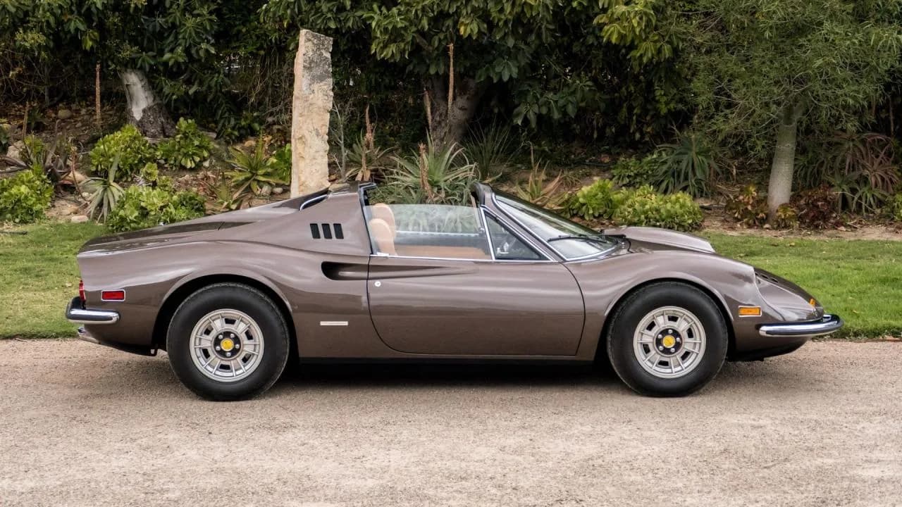 1973 Ferrari Dino 246 GTS - Thumbnail 3