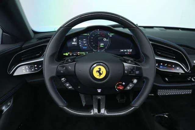 2023 Ferrari SF90 SPIDER - Thumbnail 6