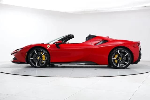 2024 Ferrari SF90 SPIDER - Thumbnail 4