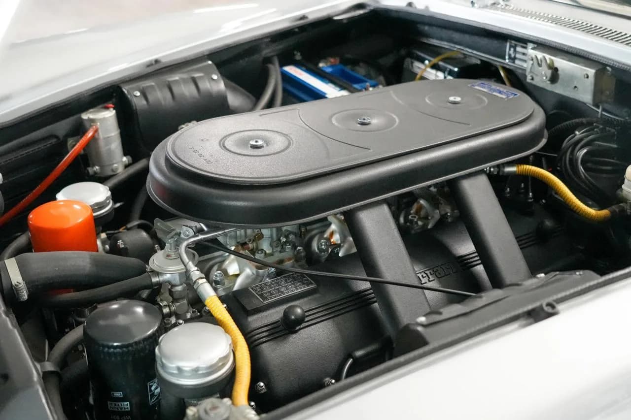 1965 Ferrari 330 GT - Thumbnail 5