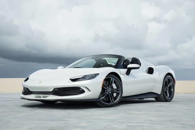 2025 Ferrari 296 GTS - Thumbnail 7