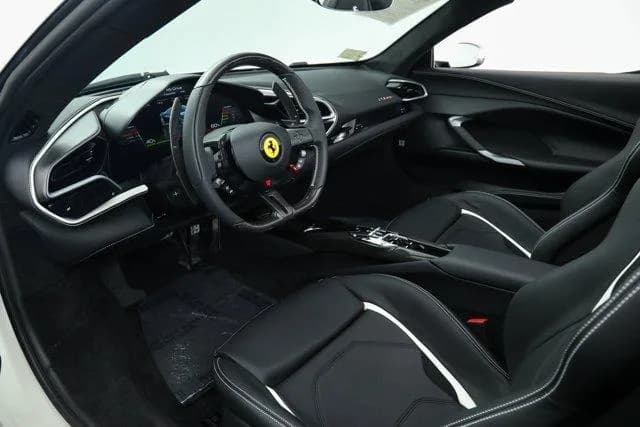 2025 Ferrari 296 GTS - Thumbnail 2