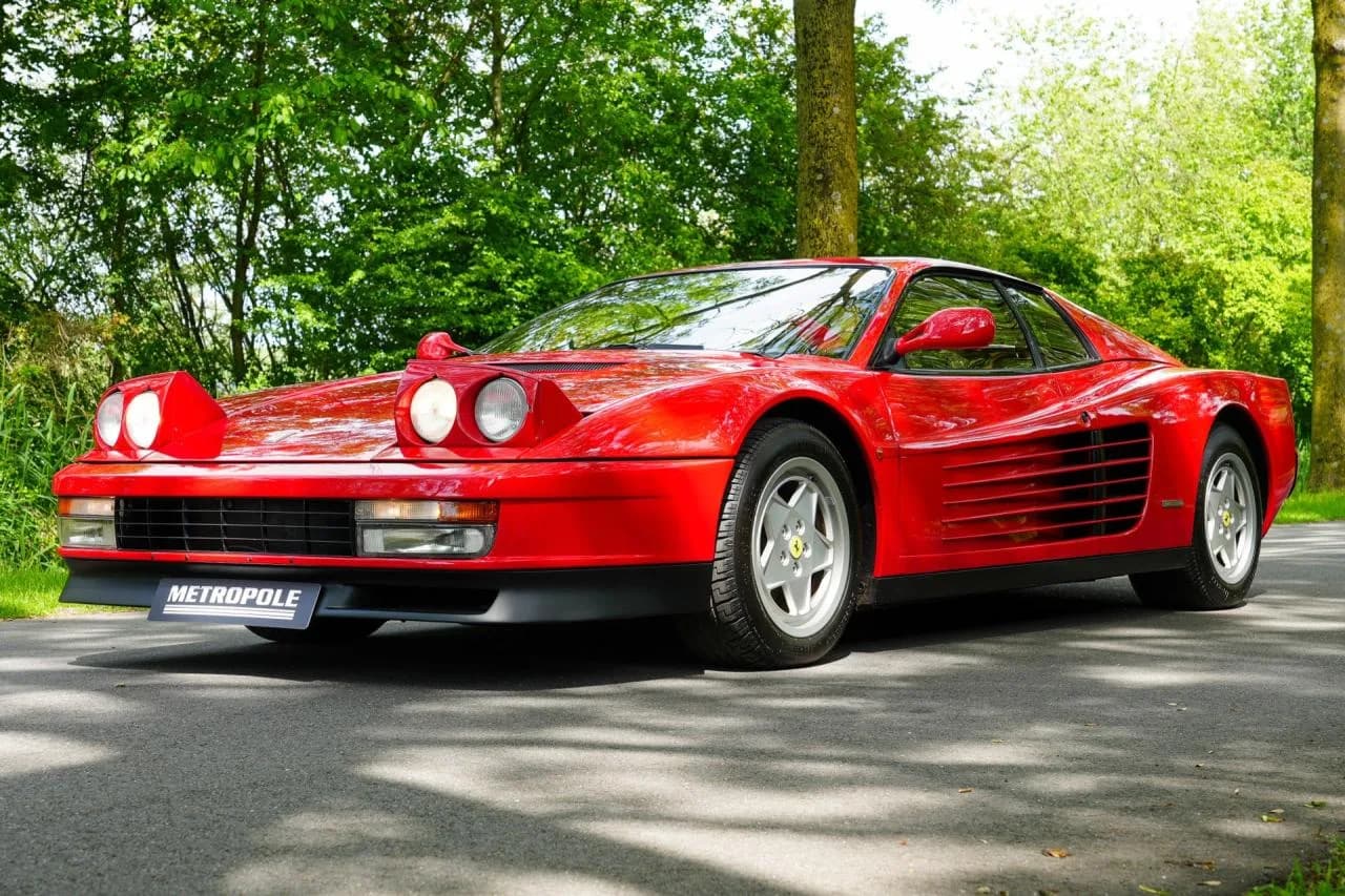 1990 Ferrari Testarossa - Thumbnail 2