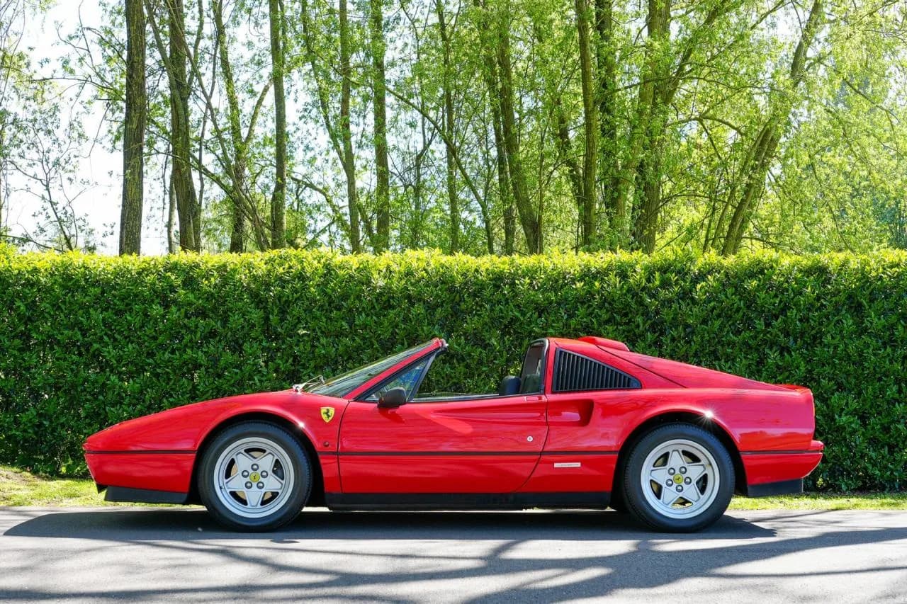 1988 Ferrari 328 GTS - Thumbnail 5