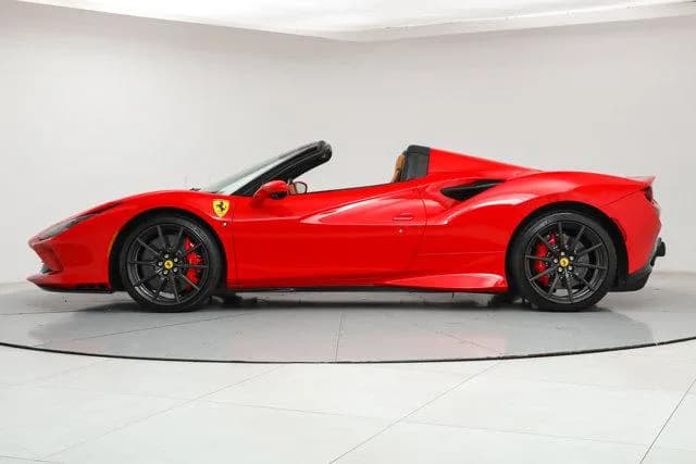 2023 Ferrari F8 Spider - Thumbnail 4