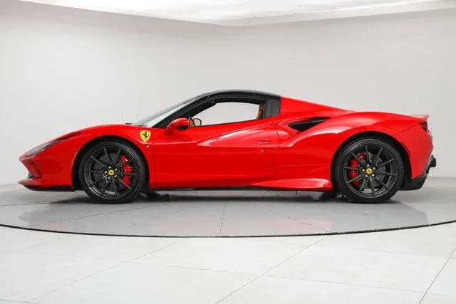 2023 Ferrari F8 Spider - Thumbnail 7