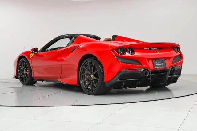 2023 Ferrari F8 Spider - Thumbnail 8
