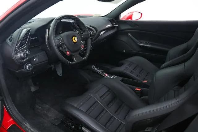 2018 Ferrari 488 GTB - Thumbnail 2