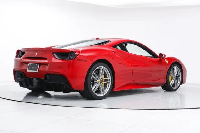 2018 Ferrari 488 GTB - Thumbnail 3