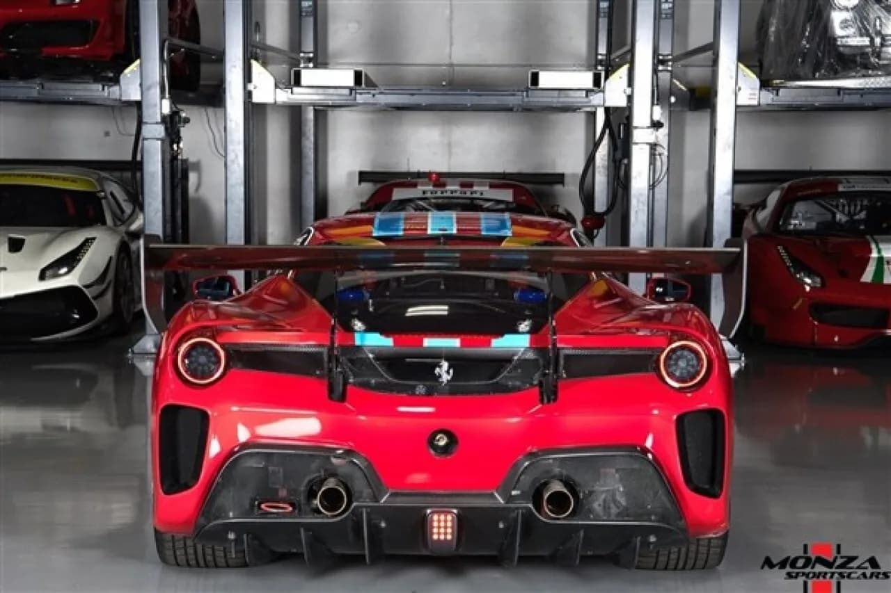 2023 Ferrari  488 Challenge EVO - Thumbnail 6