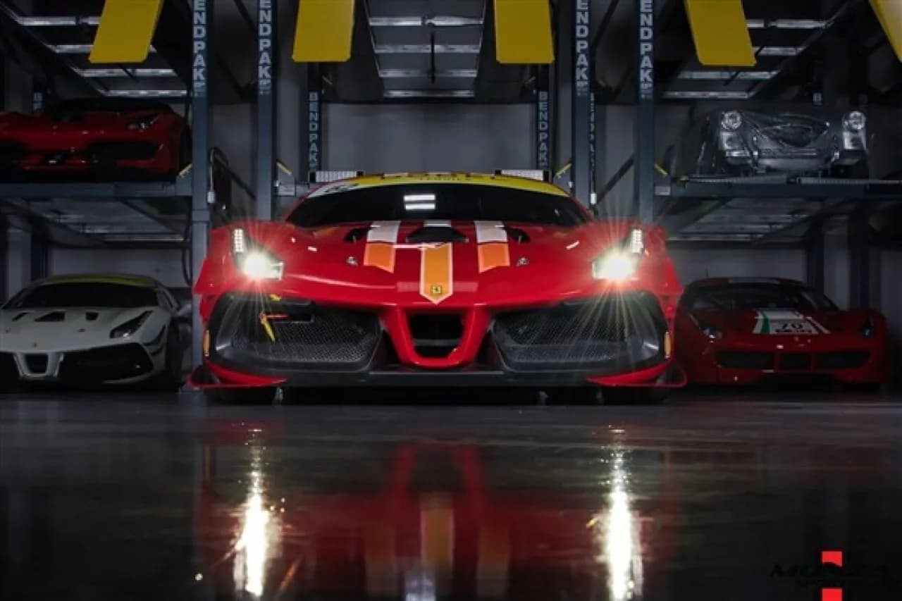 2023 Ferrari  488 Challenge EVO - Thumbnail 3