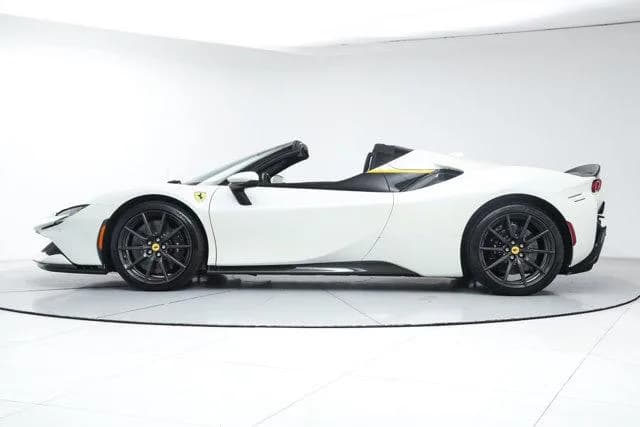 2024 Ferrari SF90 SPIDER - Thumbnail 4