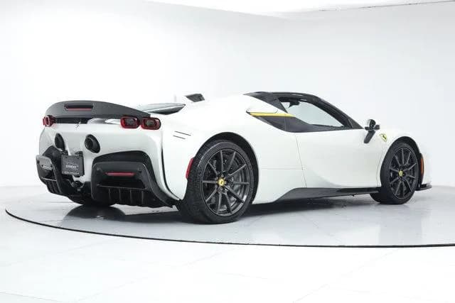 2024 Ferrari SF90 SPIDER - Thumbnail 3