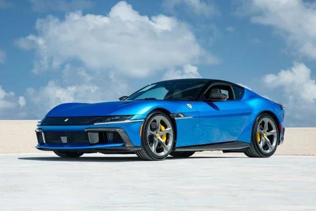 2025 Ferrari 12Cilindri - Thumbnail 7
