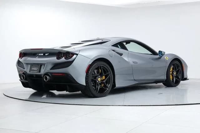 2021 Ferrari F8 Tributo - Thumbnail 3