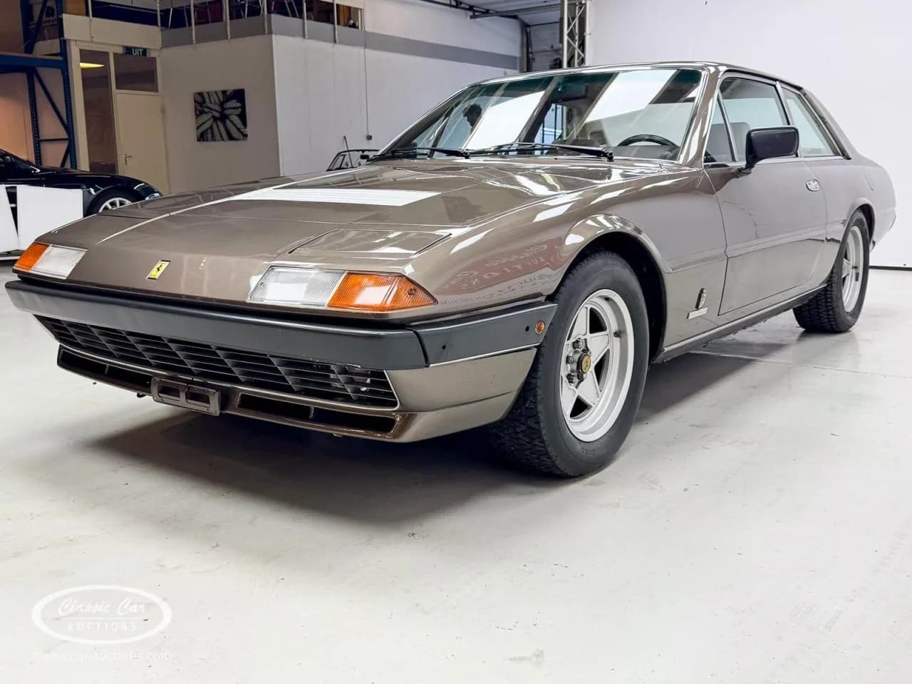 1981 Ferrari 400I - Thumbnail 3
