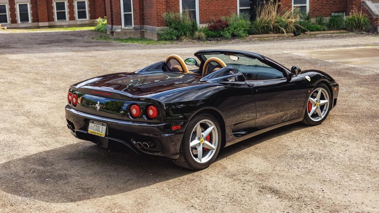2001 Ferrari 360 Spider - Thumbnail 4