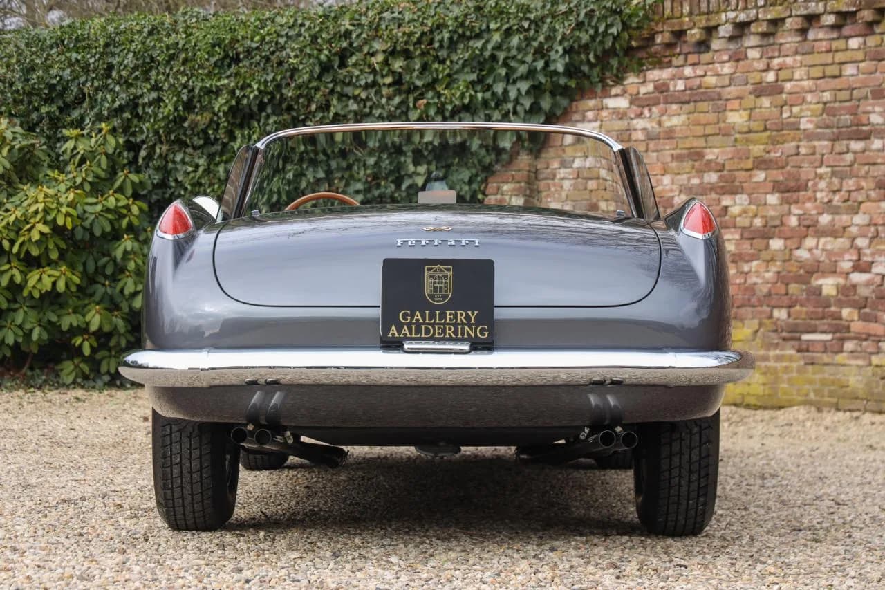 1959 Ferrari 250 GT Cabriolet Pininfarina Series 1 &ldquo;by Carrozzeria Bacchelli &amp; Villa&rdquo; - Thumbnail 6