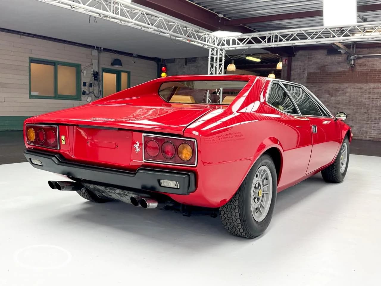 1975 Ferrari Dino - Thumbnail 4