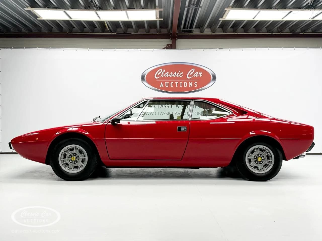 1975 Ferrari Dino - Thumbnail 7