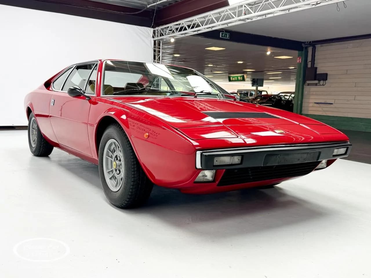1975 Ferrari Dino - Thumbnail 3