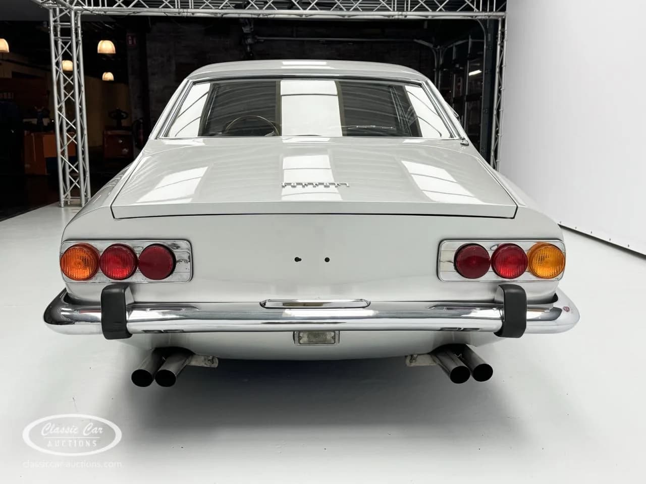 1970 Ferrari 365 - Thumbnail 5