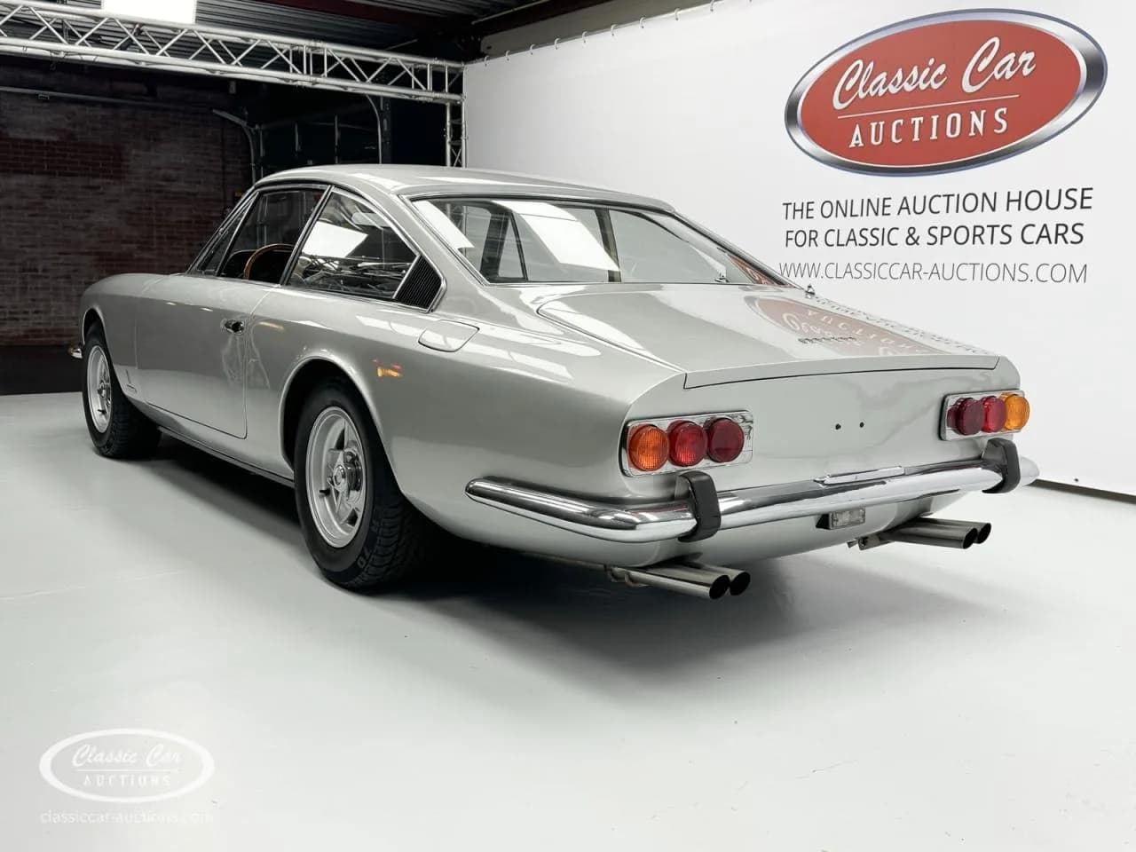 1970 Ferrari 365 - Thumbnail 6
