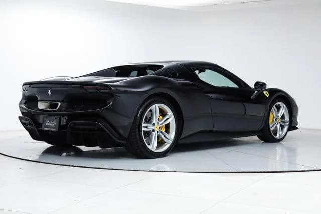 2023 Ferrari 296 GTB - Thumbnail 3