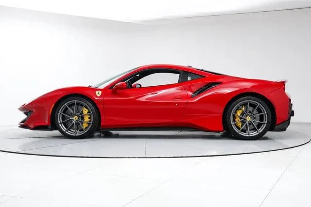 2020 Ferrari 488 Pista - Thumbnail 4