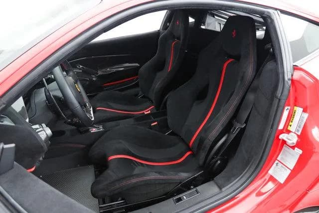 2020 Ferrari 488 Pista - Thumbnail 5