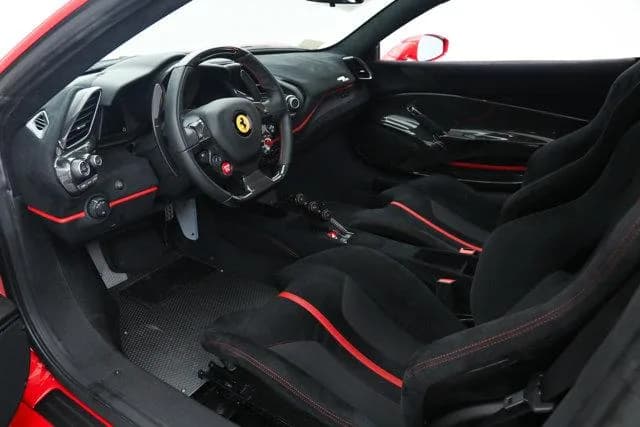 2020 Ferrari 488 Pista - Thumbnail 2