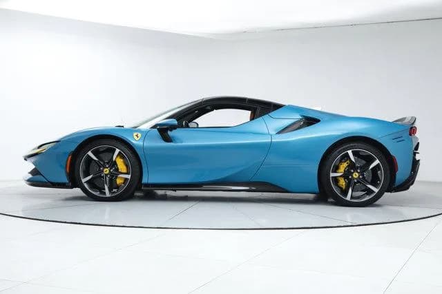 2024 Ferrari SF90 SPIDER - Thumbnail 7