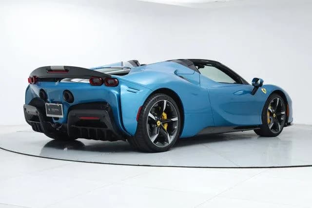 2024 Ferrari SF90 SPIDER - Thumbnail 3