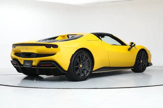 2024 Ferrari 296 GTS - Thumbnail 3