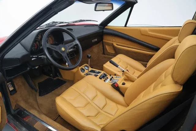 1981 Ferrari 308 GTSi - Thumbnail 2