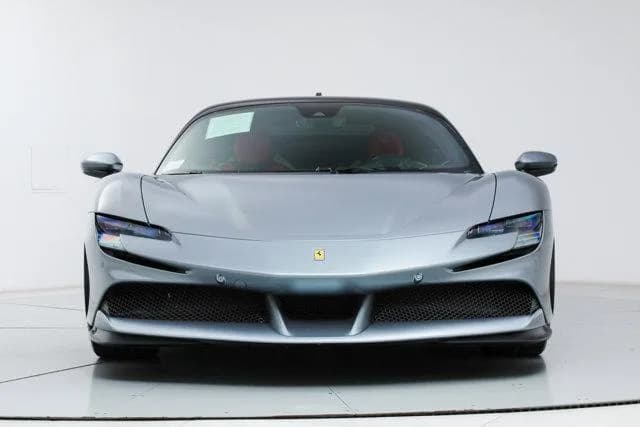 2022 Ferrari SF90 Stradale - Thumbnail 8