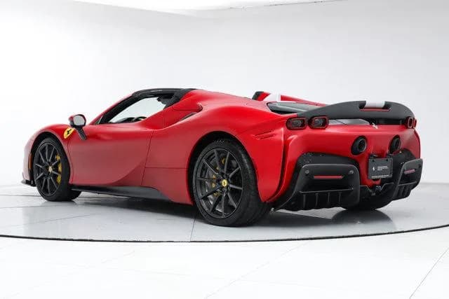 2024 Ferrari SF90 SPIDER - Thumbnail 8