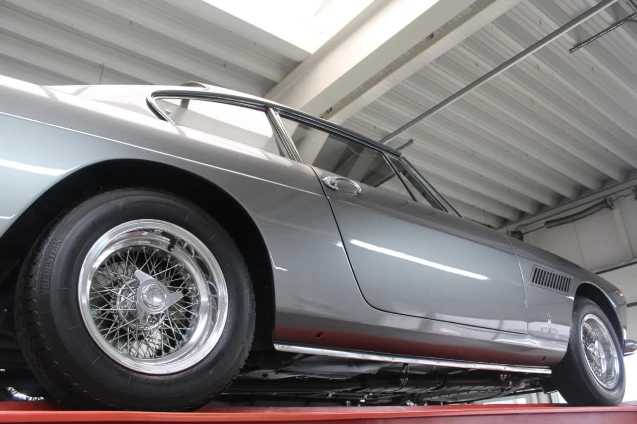 1962 Ferrari 250 GTE Series 1 by Pininfarina &ldquo;Recently invested &euro;200.000,-&ldquo; - Thumbnail 8