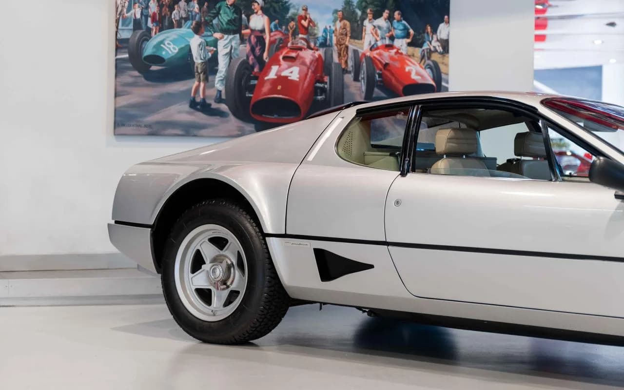 1982 Ferrari 512BBi - Thumbnail 3