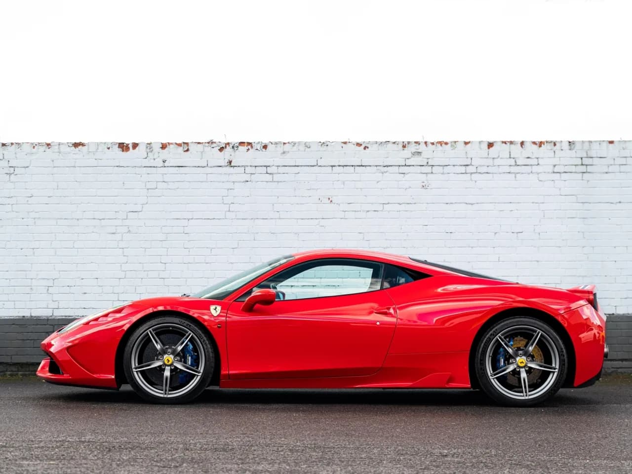 2014 Ferrari 458 Speciale - Thumbnail 3