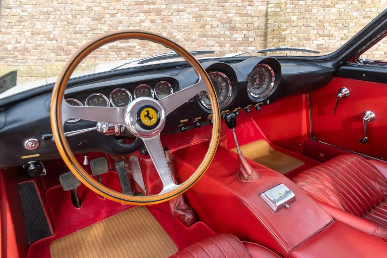 1964 Ferrari 250 GT Berlinetta Lusso &ldquo;Avorio over Red&rdquo; - Thumbnail 3